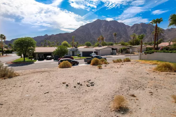 La Quinta, CA 92253,52775 Avenida Navarro