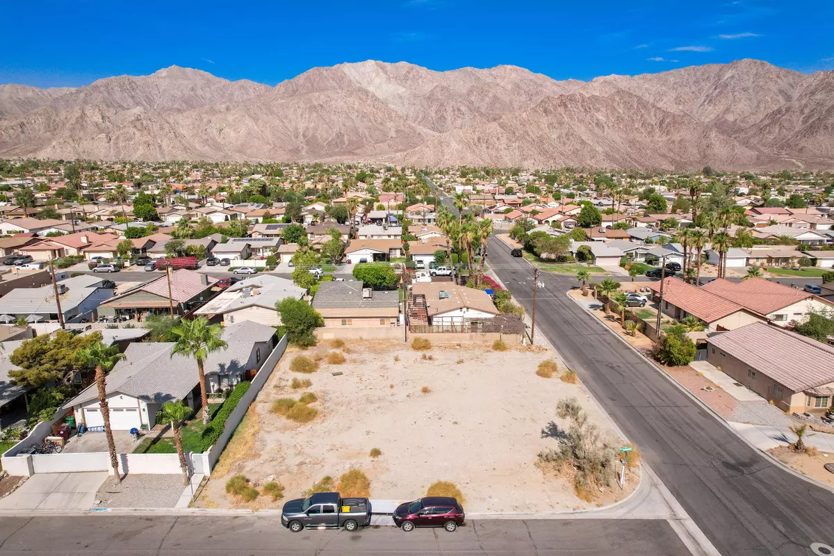 La Quinta, CA 92253,52775 Avenida Navarro