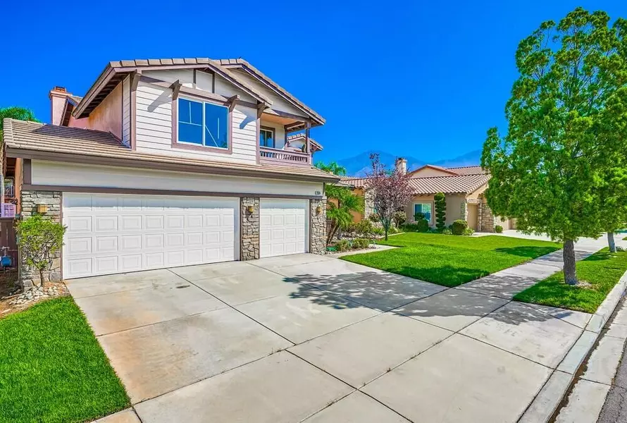 11586 Deerfield DR, Yucaipa, CA 92399