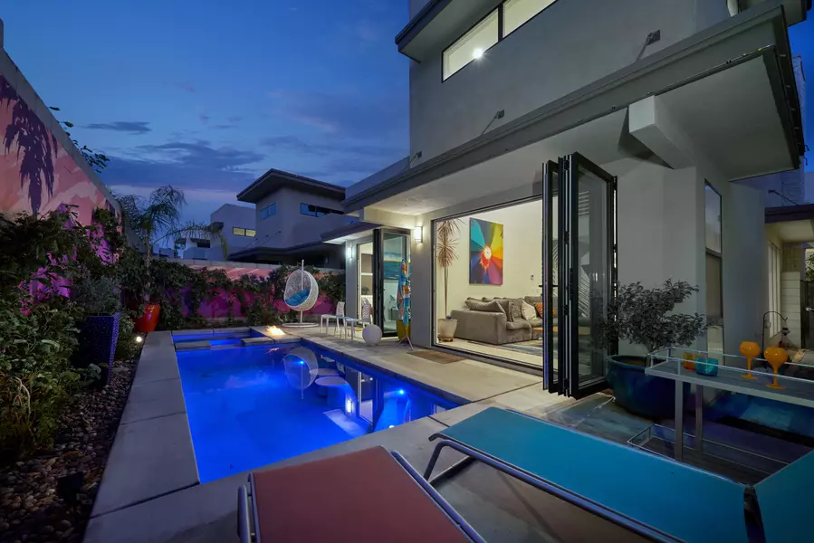 2722 Sunrise Sonata LN, Palm Springs, CA 92264