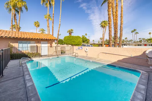 Palm Springs, CA 92264,561 S Desert View DR