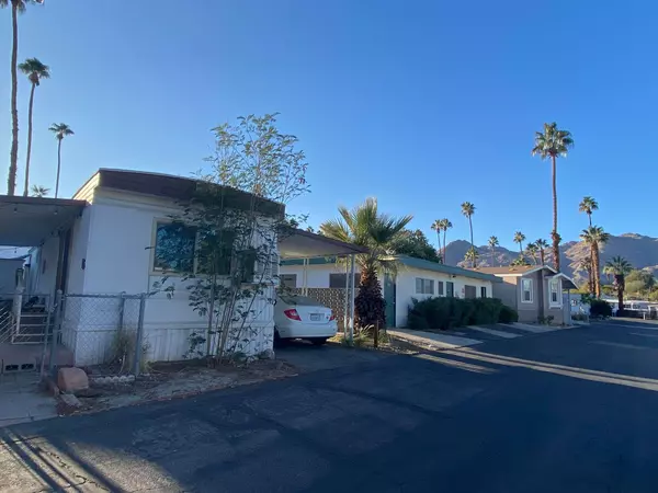 Palm Desert, CA 92260,15 Lazy B DR