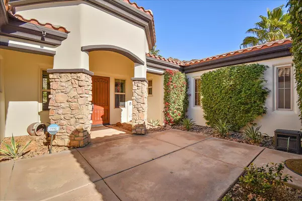 La Quinta, CA 92253,78130 Red Hawk LN