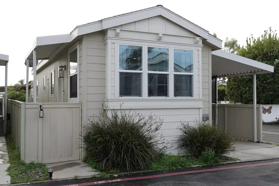 699 N Vulcan AVE #16, Encinitas, CA 92024