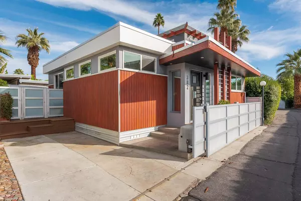 Palm Springs, CA 92264,382 Logenita ST