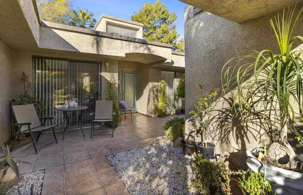 Palm Springs, CA 92264,2941 Calle Loreto