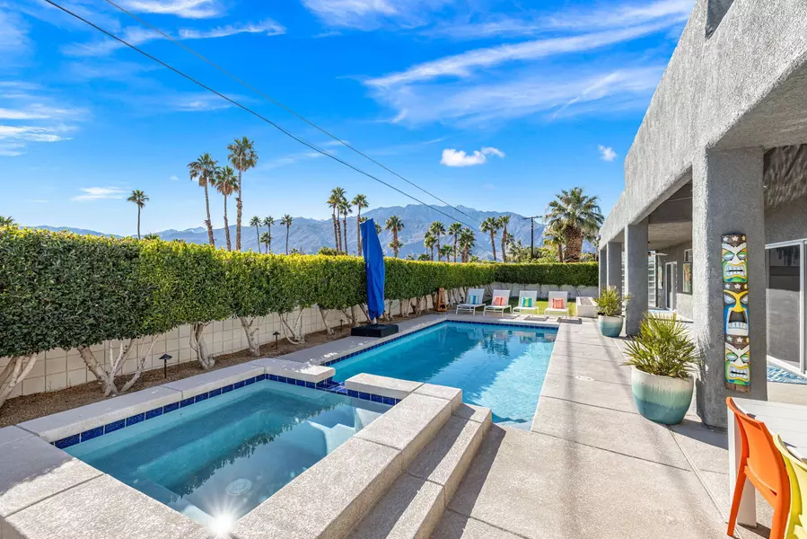 2345 E Francis DR, Palm Springs, CA 92262