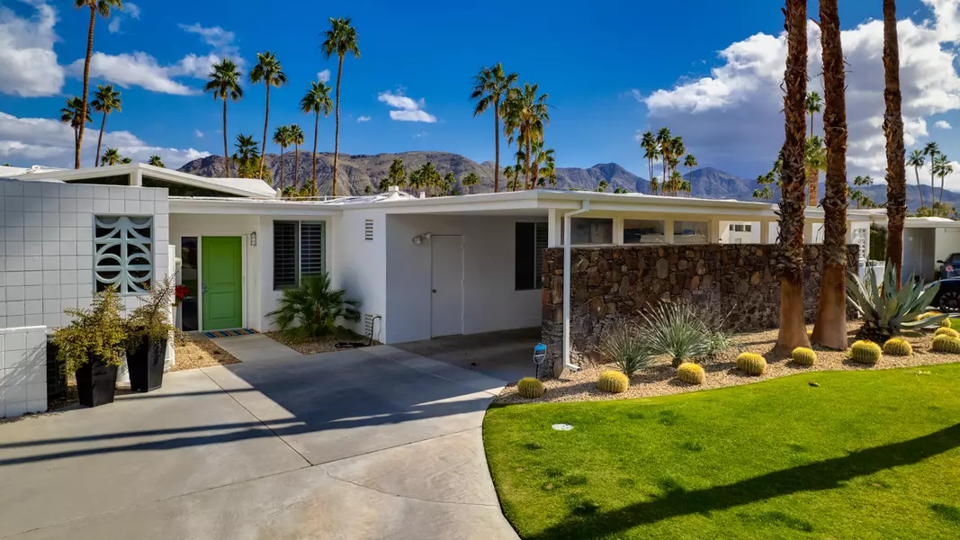 2422 S Sierra Madre, Palm Springs, CA 92264