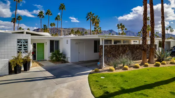 2422 S Sierra Madre, Palm Springs, CA 92264