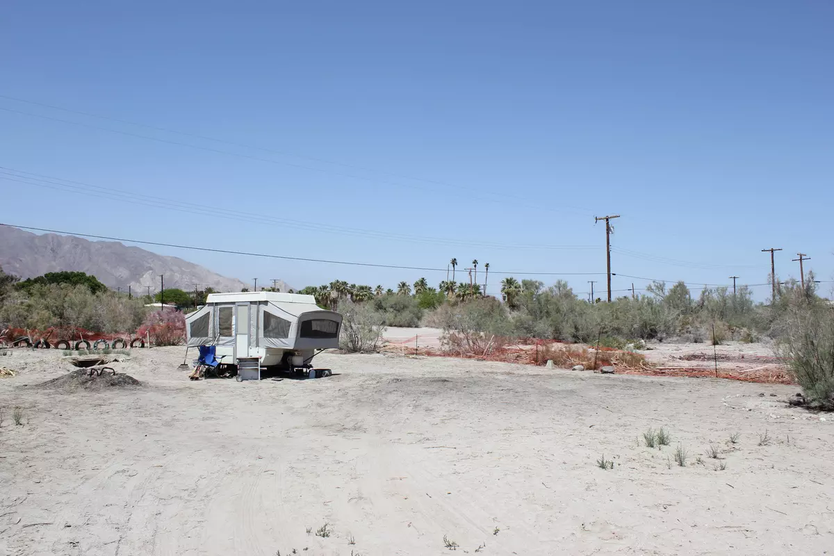 Salton Sea Beach, CA 92274,3381 Cal AVE