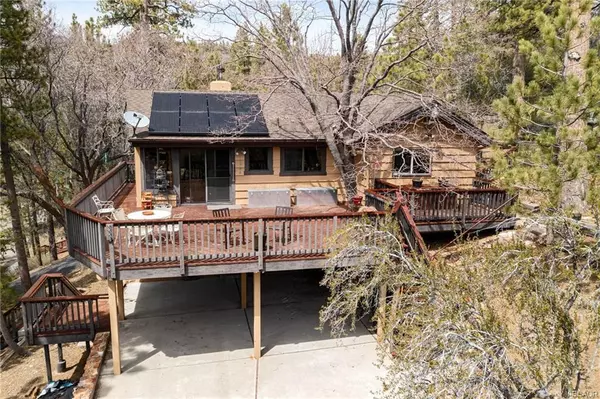 Fawnskin, CA 92333,983 Chinook RD