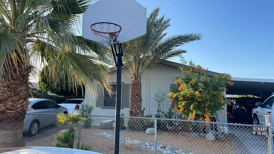 99110 Flamingo DR, Mecca, CA 92254