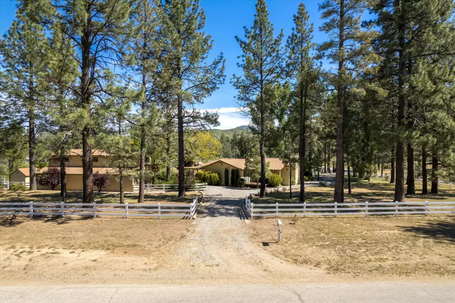 36740 Tool Box Spring RD, Garner Valley, CA 92561