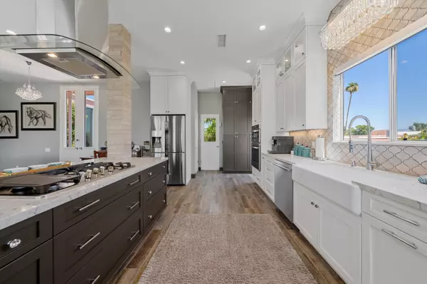 Palm Desert, CA 92260,47434 Medina DR