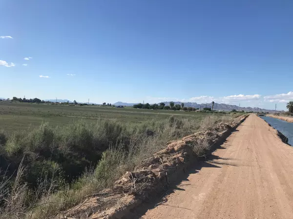 Blythe, CA 92225,0 Acres On E Hobsonway