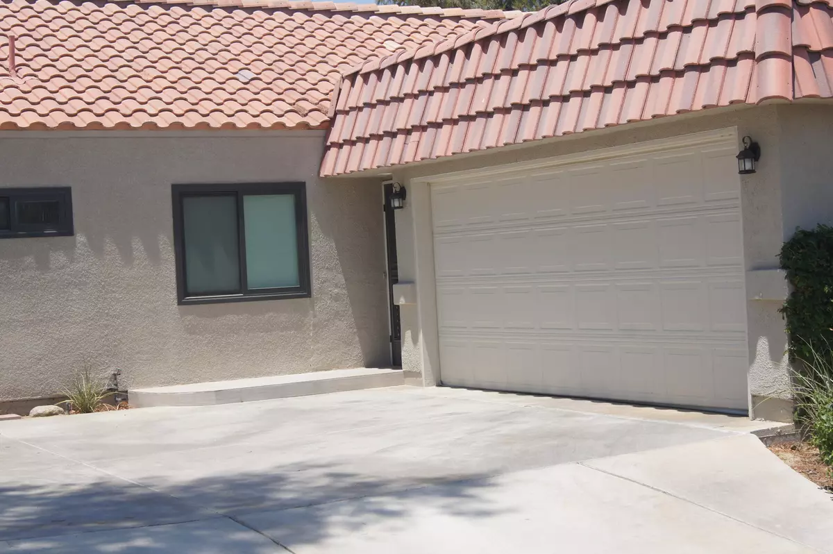 Palm Desert, CA 92211,40361 Preston TRL