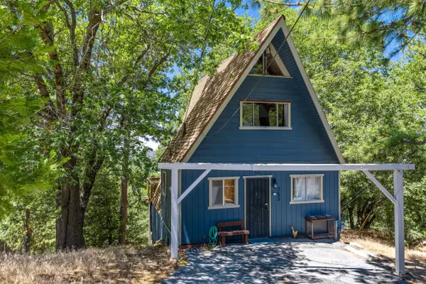 Crestline, CA 92325,753 Arosa DR