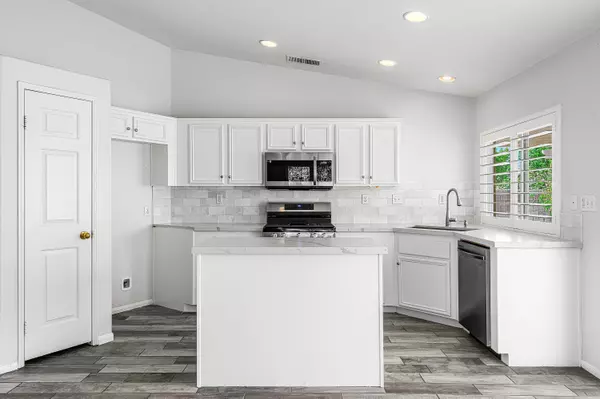 45925 La Flor LN,  La Quinta,  CA 92253