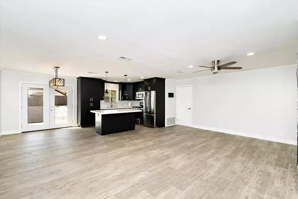 Cathedral City, CA 92234,27605 Ventura DR