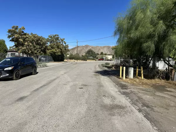 Morongo Valley, CA 92256,0 Rosella DR