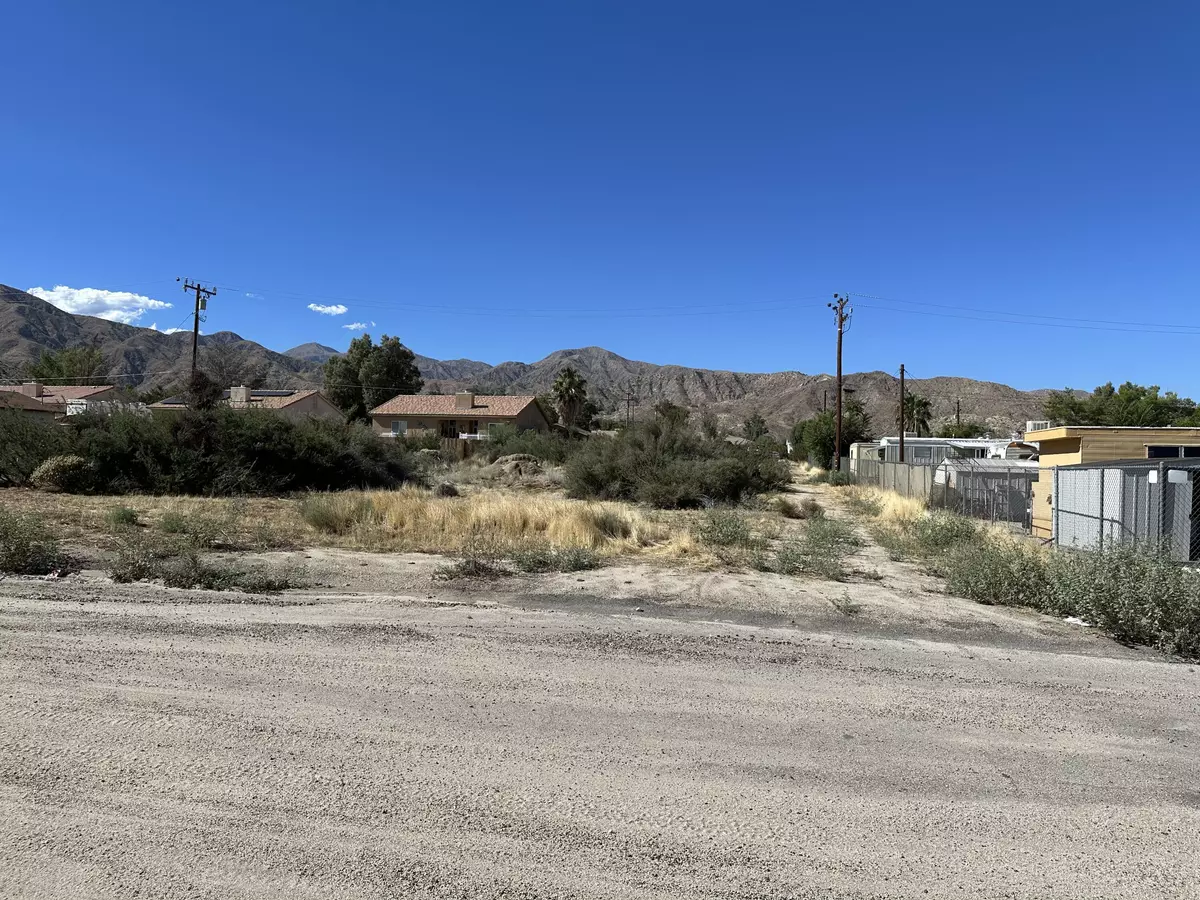 Morongo Valley, CA 92256,0 Rosella DR