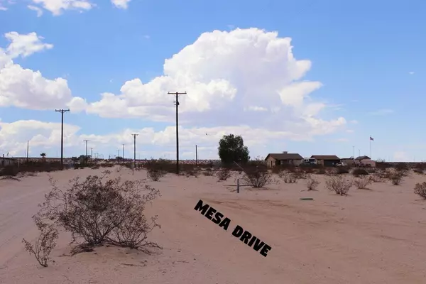 Twenty-nine Palms, CA 92277,71818 Mesa DR
