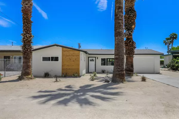 2112 Lawrence ST,  Palm Springs,  CA 92264