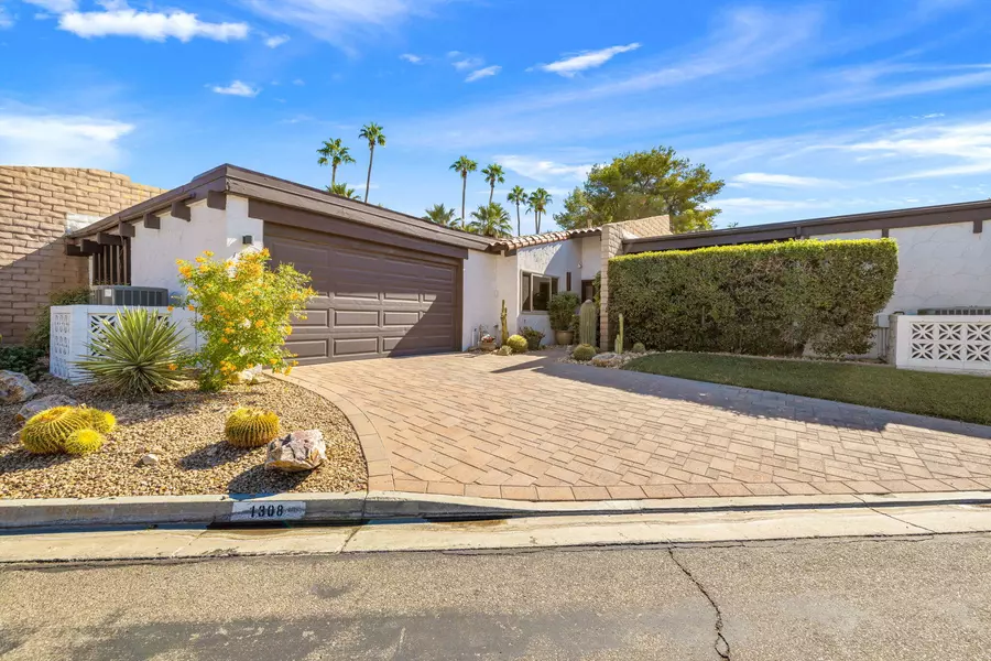 1308 Primavera DR, Palm Springs, CA 92264