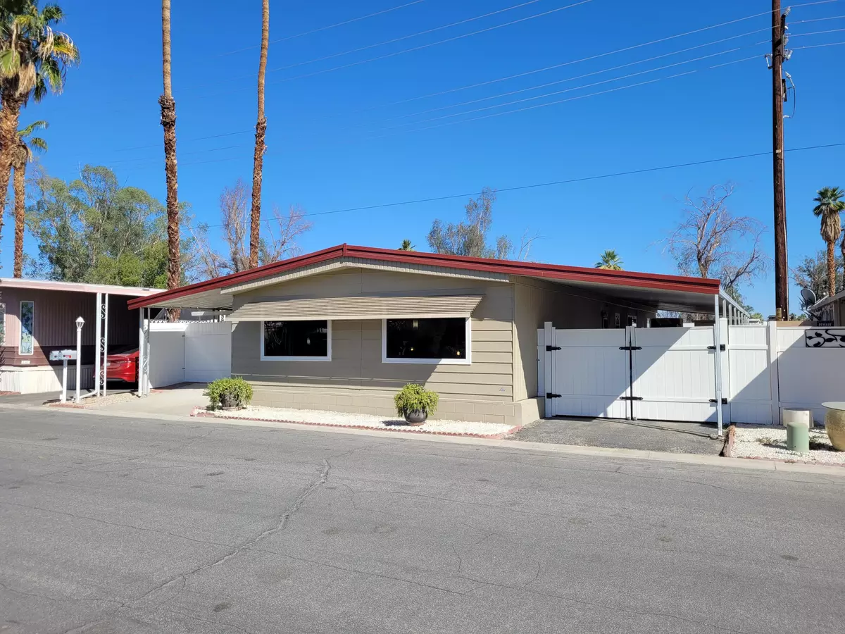 Palm Springs, CA 92264,140 Calle Arriba