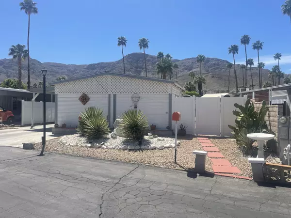 Rancho Mirage, CA 92270,70260 Highway 111 #129