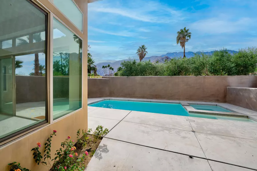 2794 N Junipero AVE, Palm Springs, CA 92262