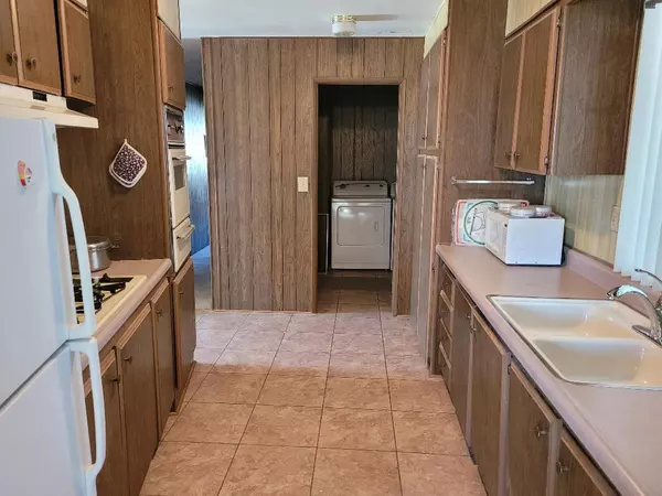 Thousand Palms, CA 92276,73050 Banff ST