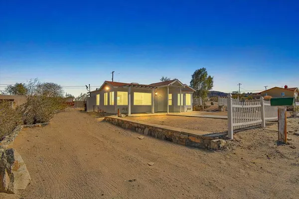 Twenty-nine Palms, CA 92277,7423 Persia AVE