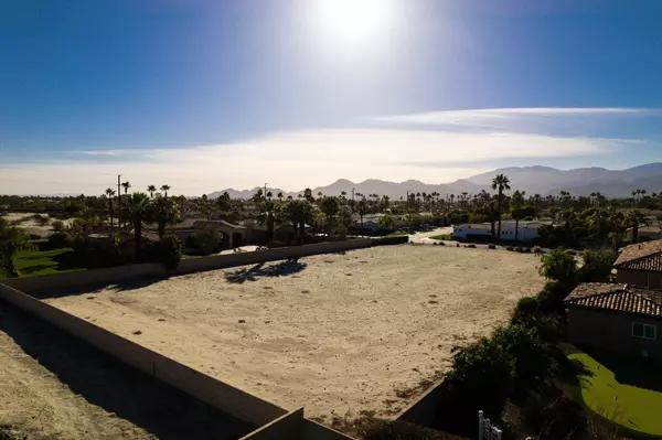 Rancho Mirage, CA 92270,2 Carrera PL