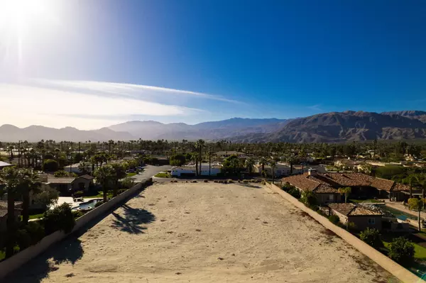 Rancho Mirage, CA 92270,2 Carrera PL