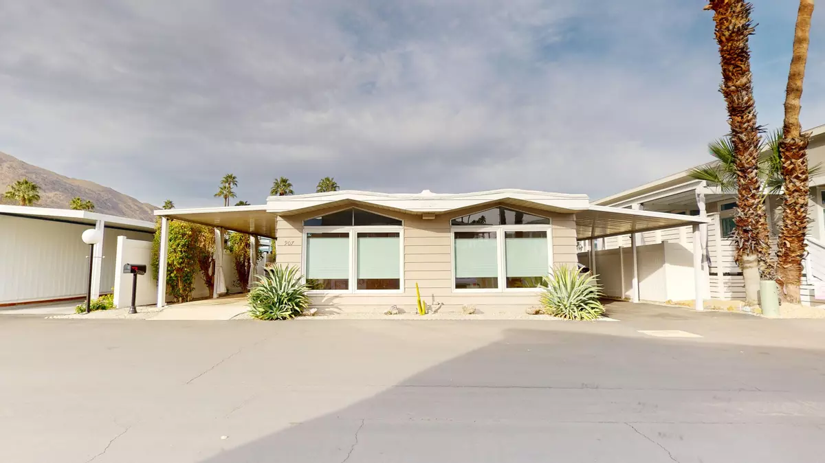 Palm Springs, CA 92264,907 Oahu LN