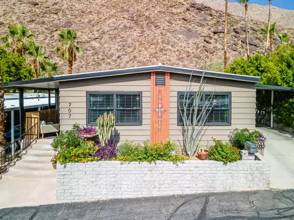 707 Scenic VW, Palm Springs, CA 92264