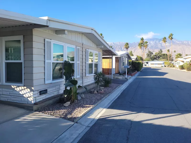 146 Vista De Oeste, Palm Springs, CA 92264