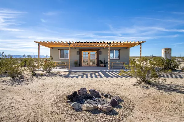Twenty-nine Palms, CA 92277,69063 Brant Cross RD