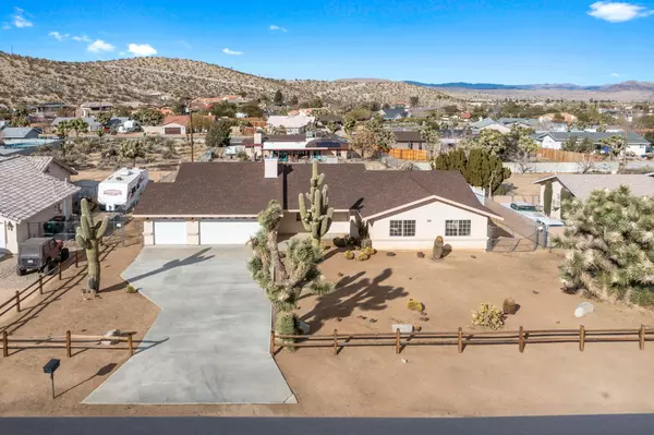 Yucca Valley, CA 92284,57996 Desert Gold DR