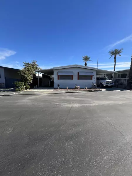 43155 Portola Palms   Space 70, Palm Desert, CA 92260