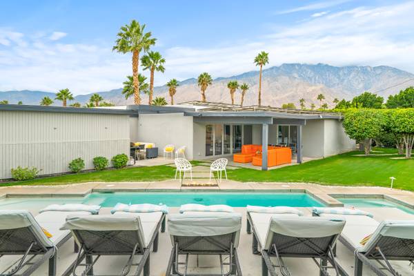 2370 E Finley RD, Palm Springs, CA 92262