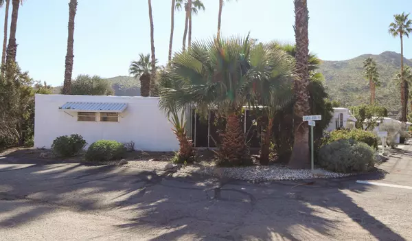 Palm Springs, CA 92264,136 Laguna