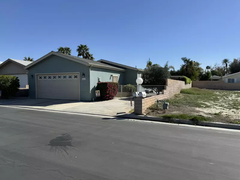 35562 Canteen, Thousand Palms, CA 92276