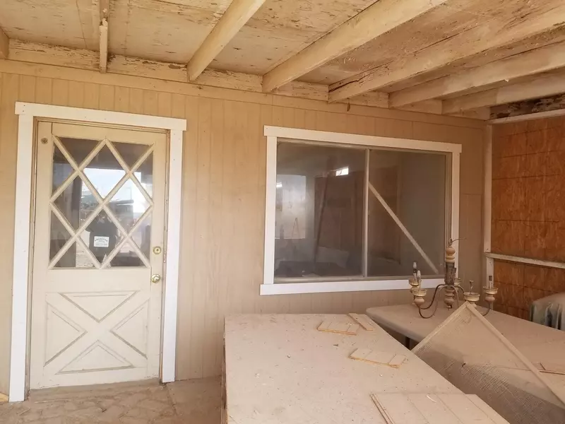 9544 Avenue F, Bombay Beach, CA 92257