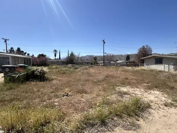 Yucca Valley, CA 92284,218 Church ST