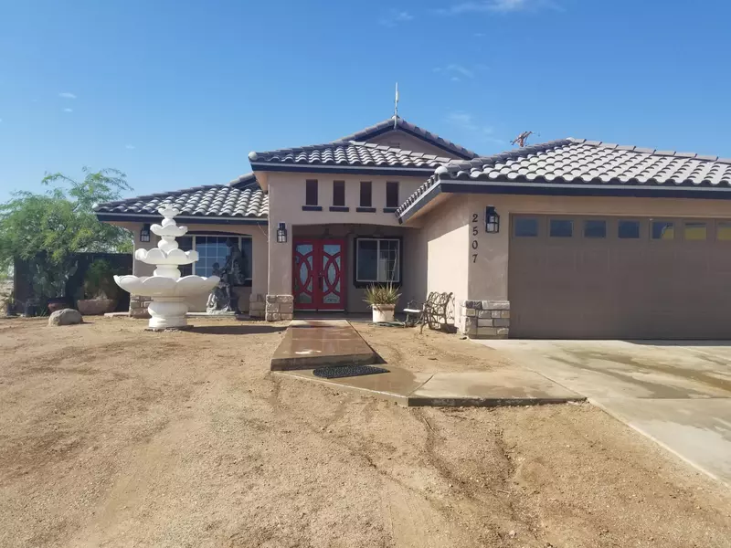 2507 Dolphin DR, Thermal, CA 92274