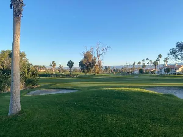 Palm Desert, CA 92211,102 Desert Falls DR