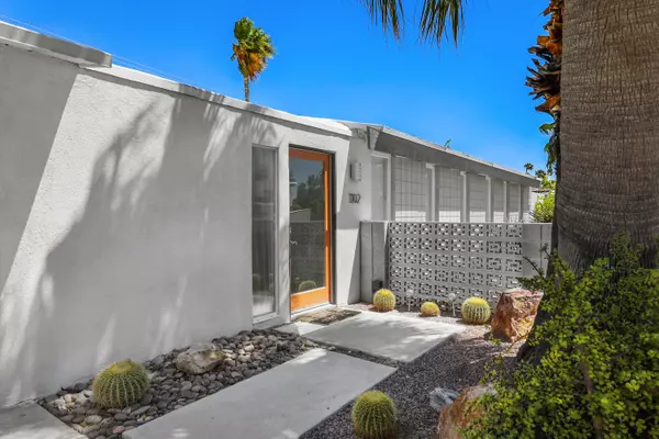 Palm Springs, CA 92262,1102 E Adobe WAY