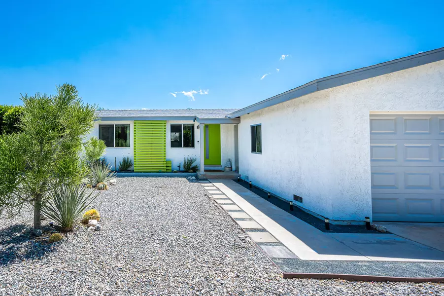 3295 Arnico ST, Palm Springs, CA 92262